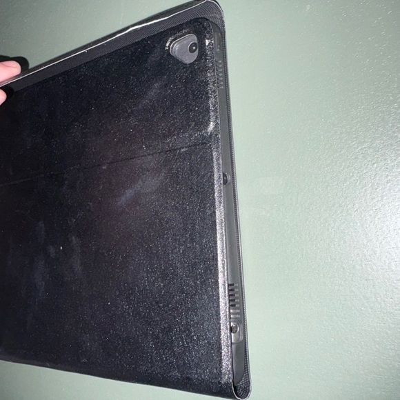 iPad Model A1954 with case and Bluetooth keyboard